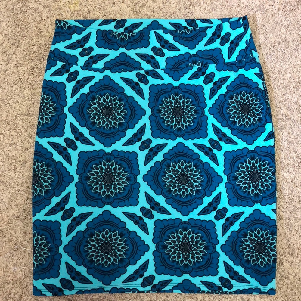 LuLaRoe Cassie Skirt